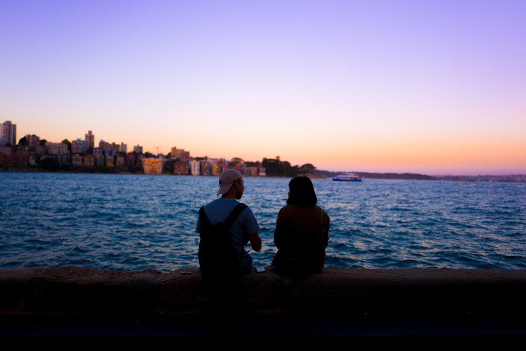 Photo Couple talking