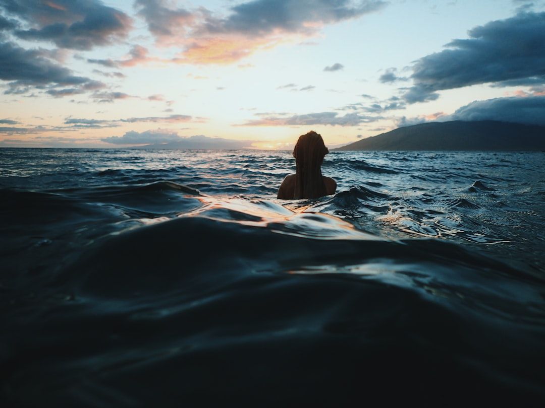 Photo Swimmers silhouette