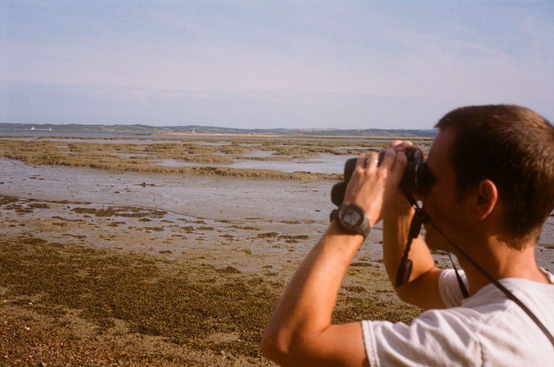 Photo Birdwatching binoculars